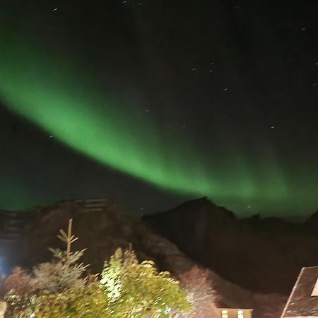 Lofoten Overnatting - Ballstad Luaran gambar
