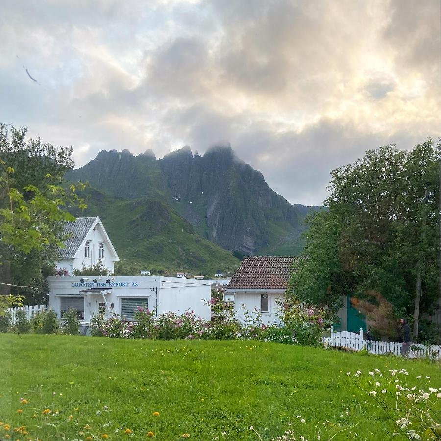 Lofoten Overnatting - Ballstad Luaran gambar