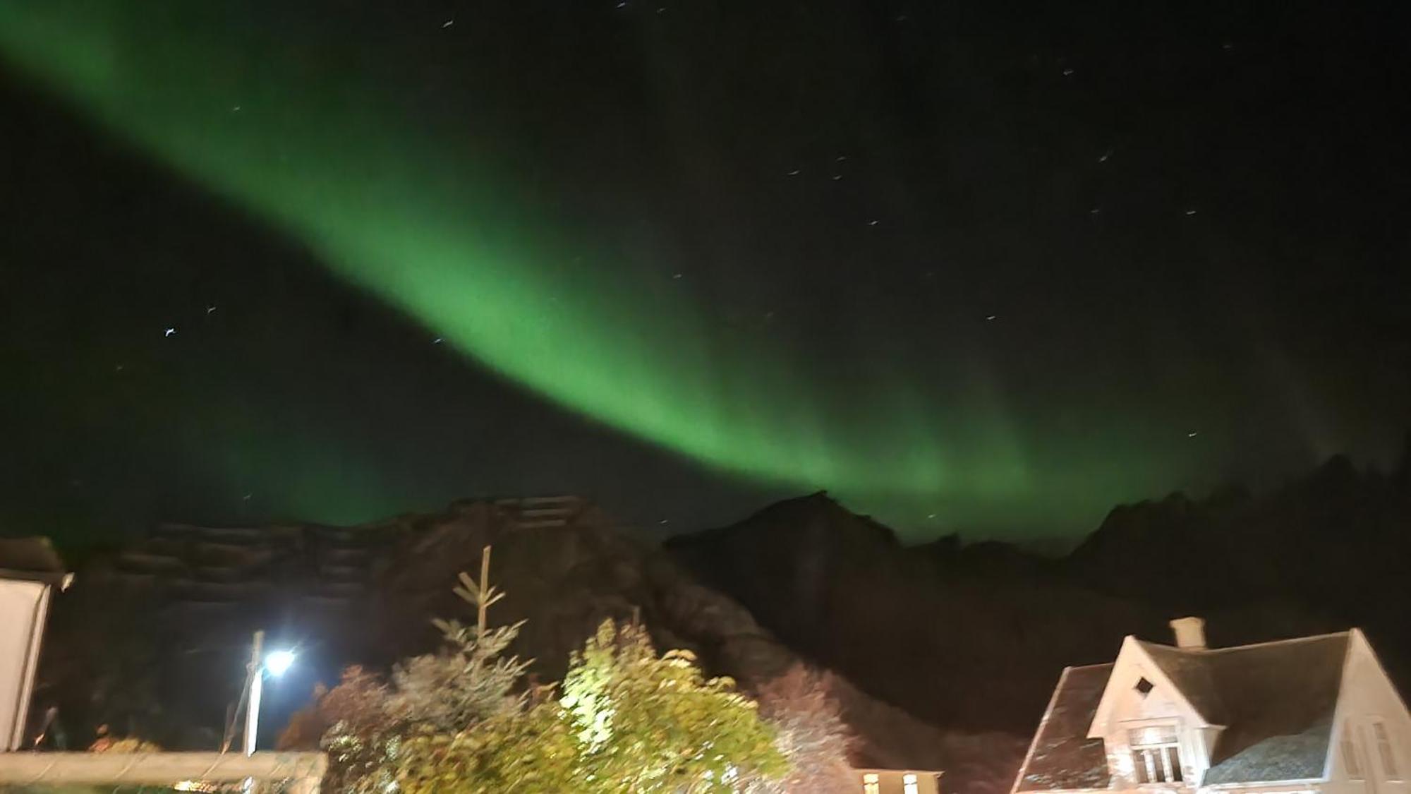 Lofoten Overnatting - Ballstad Luaran gambar