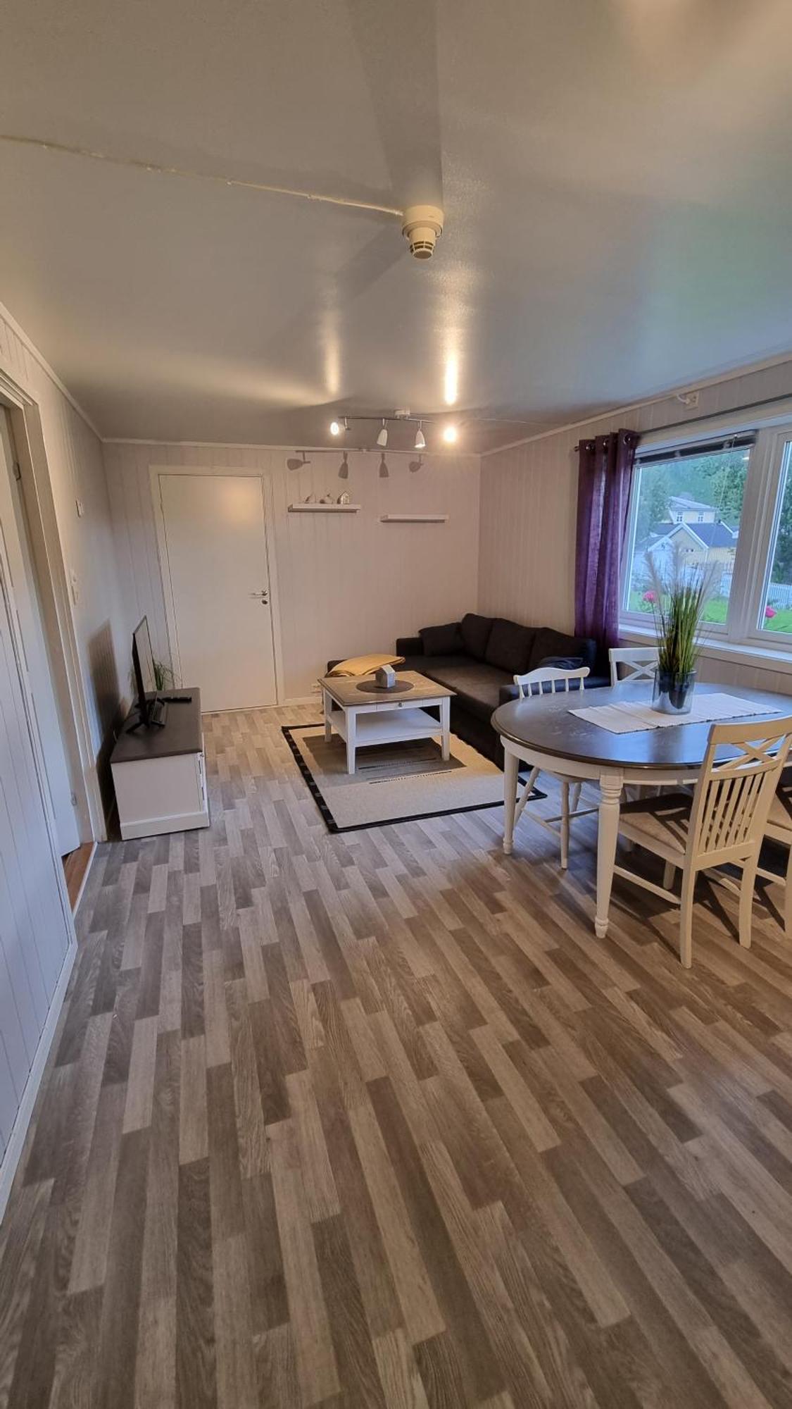 Lofoten Overnatting - Ballstad Luaran gambar